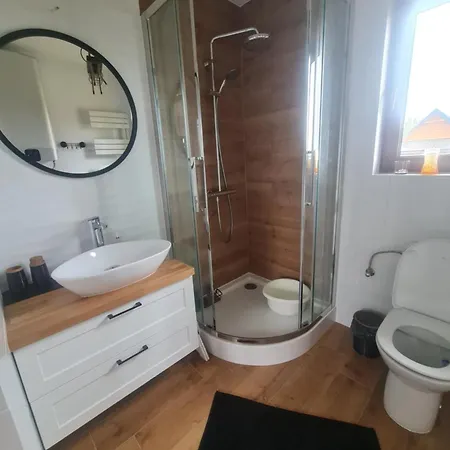 Semesterbostad Na Czerwonej Gorce Uscie Gorlickie