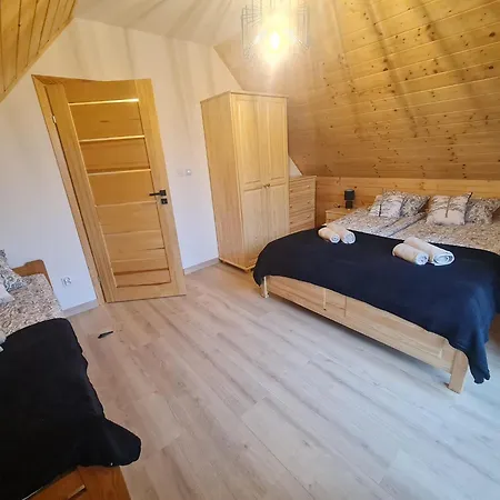 Na Czerwonej Gorce Nyaraló
