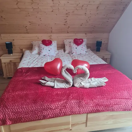 Na Czerwonej Gorce Nyaraló