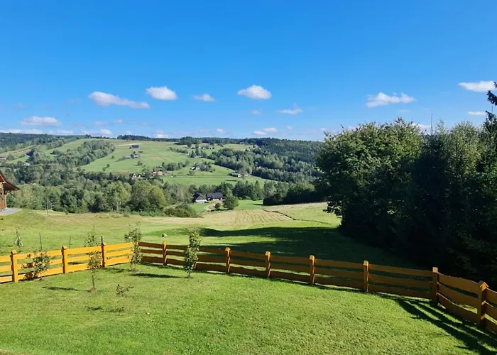 Na Czerwonej Gorce Feriehus *
